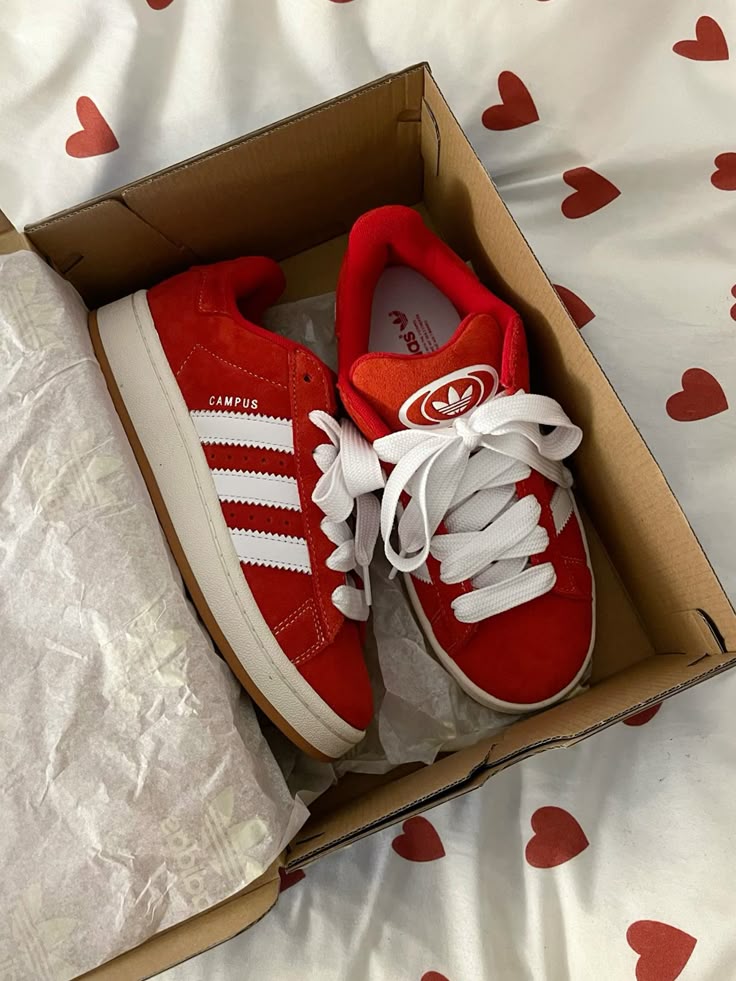 CAMPUS VALENTINE
